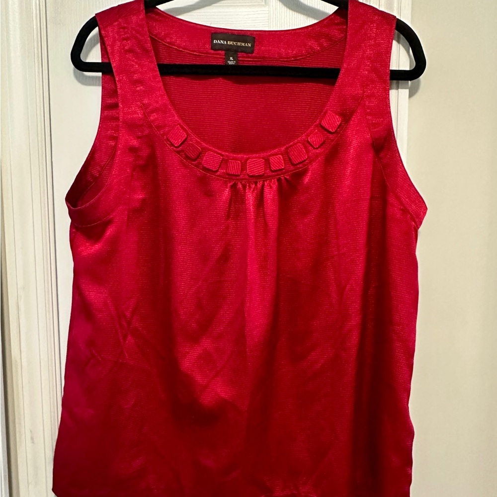 Dana Buchman Red Sleeveless Blouse with Square Details